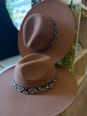 Saddle & Serpent Hat
