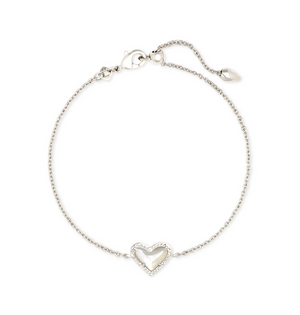 ARI HEART DELICATE CHAIN BRACELET